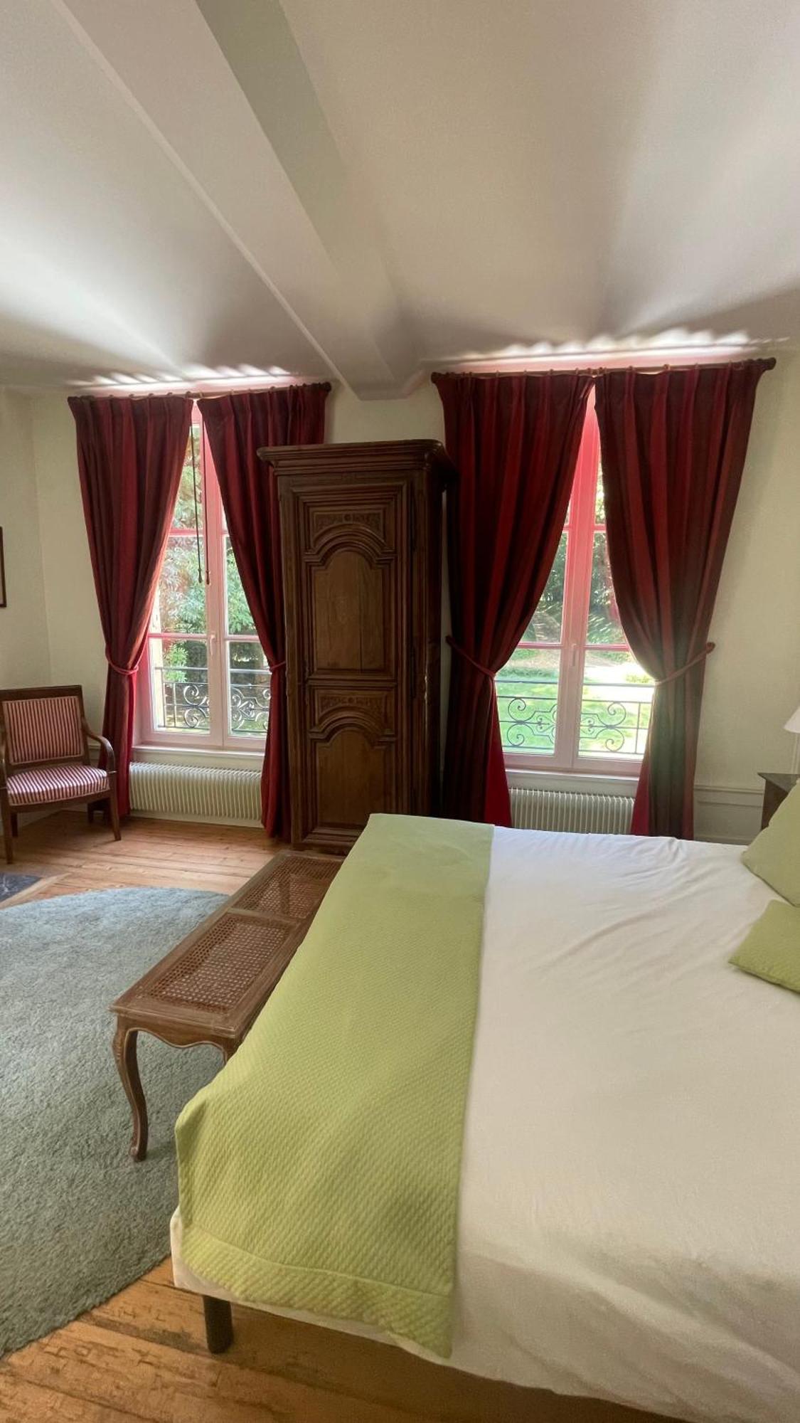 Chambres D'Hotes Du Bas Manoir Bretteville-sur-Odon Exteriör bild